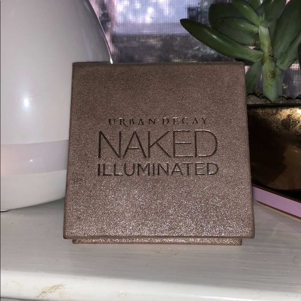 Urban decay naked illuminated